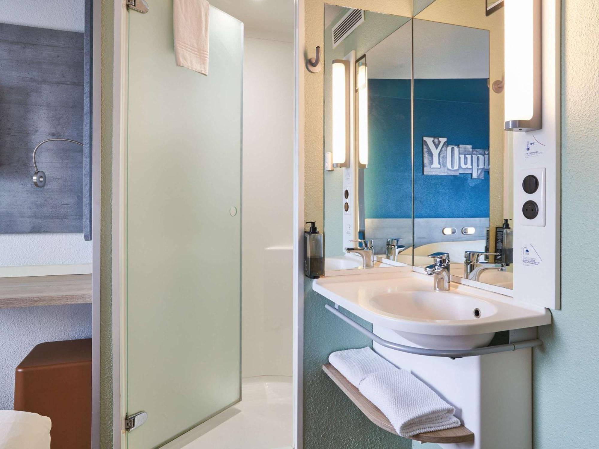 Ibis Budget Bordeaux Centre - Gare Saint Jean Eksteriør bilde