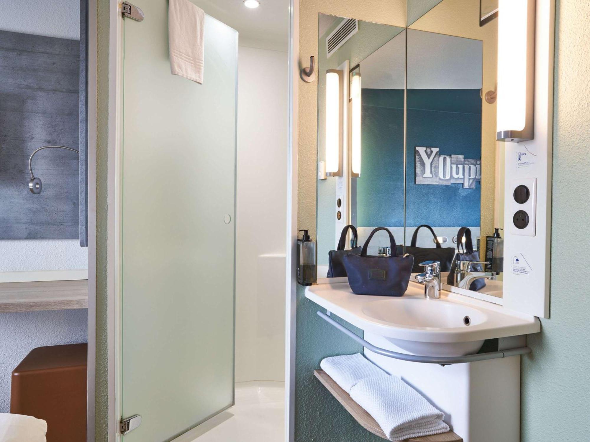 Ibis Budget Bordeaux Centre - Gare Saint Jean Eksteriør bilde